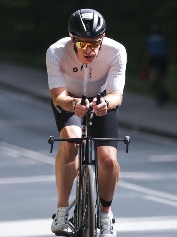 Michael op de fiets tijdens een wedstrijd